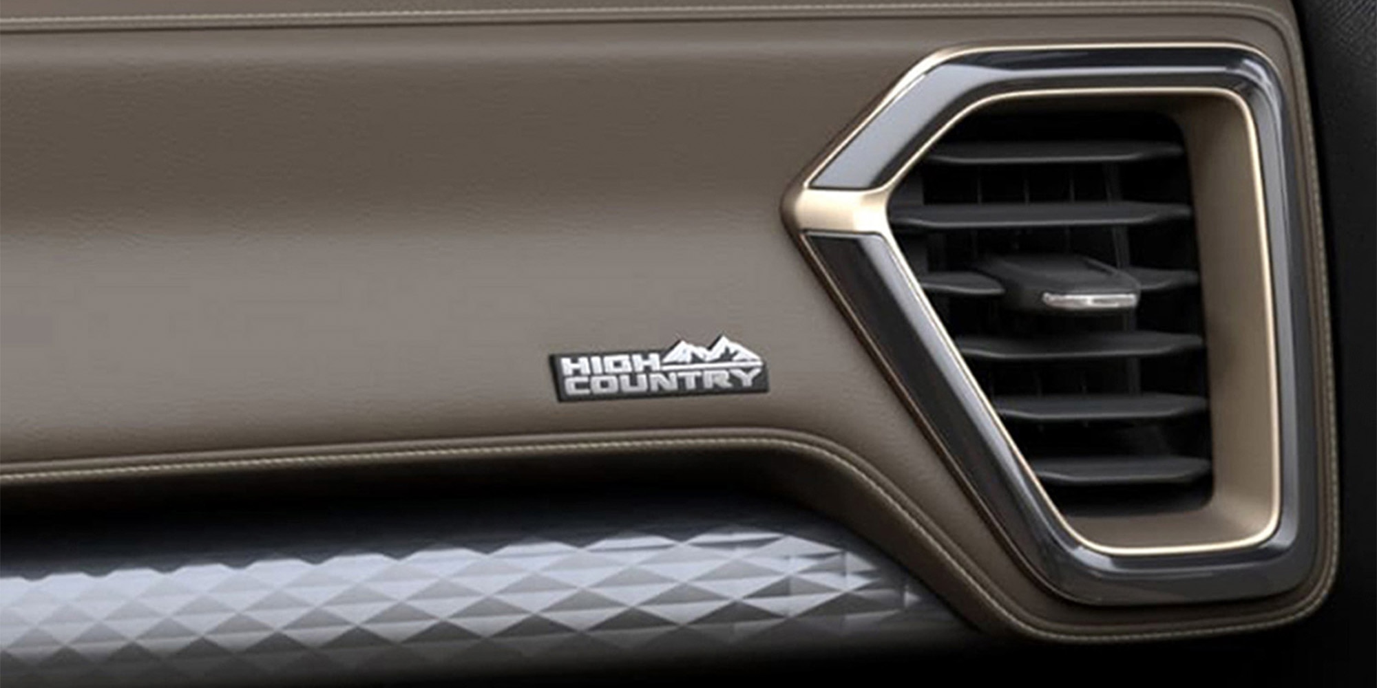 Interior con detalles de lujo Nueva Chevrolet Colorado