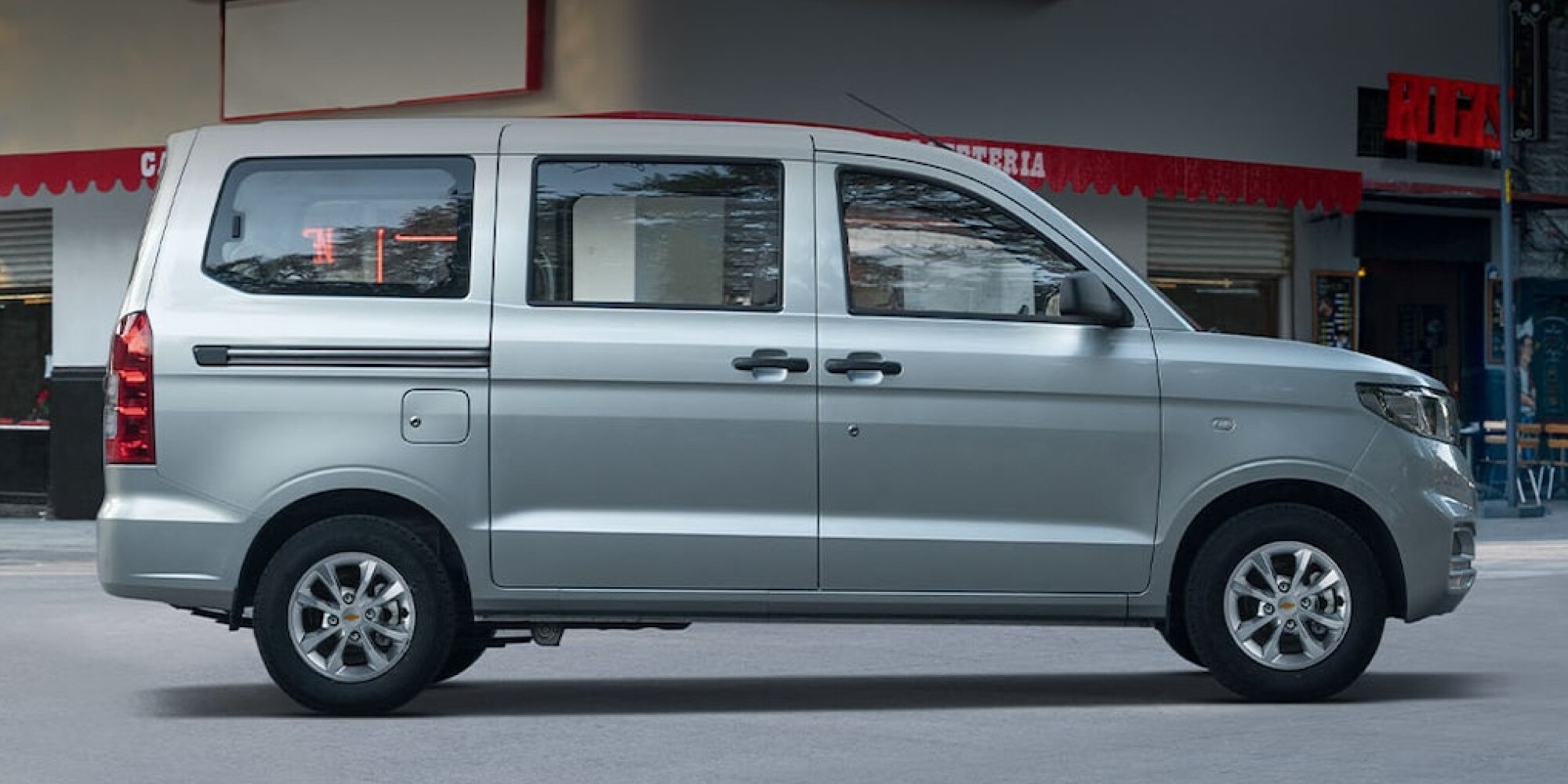 Cargo Chevrolet N400 Pasajeros Desempeño